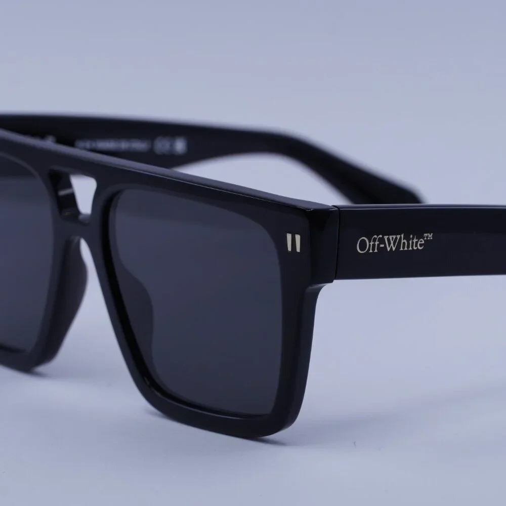 Off-White OERI133 SPRINGFIELD 1307 Sunglasses Black Square Frame, Grey Lenses
